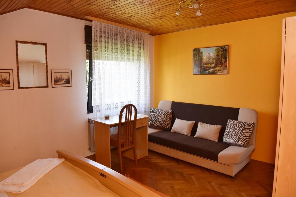 Apartman Jadranka Zaprešić Buitenkant foto